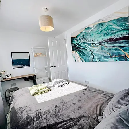 Home, But Better - Up To 11 Guests - Family & Contractor Tatil Evi *
