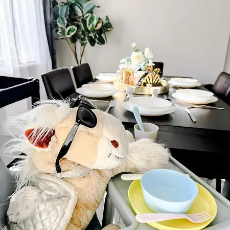 Home, But Better - Up To 11 Guests - Family & Contractor *